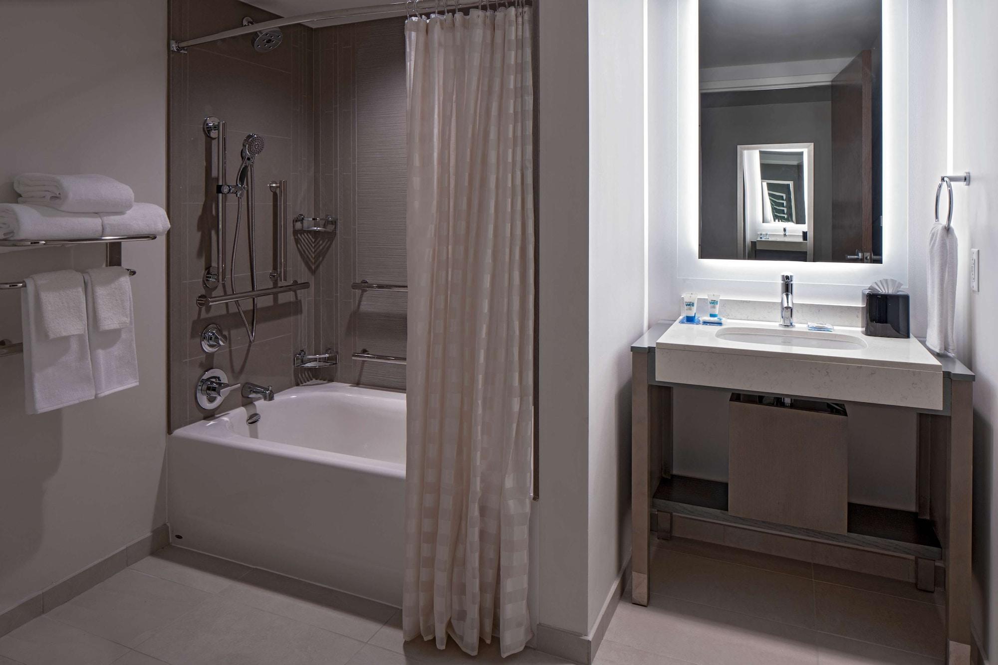 Hyatt House Indianapolis Downtown Ξενοδοχείο Εξωτερικό φωτογραφία