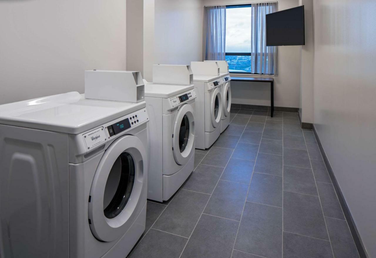 Hyatt House Indianapolis Downtown Ξενοδοχείο Εξωτερικό φωτογραφία