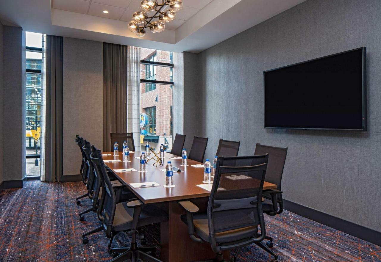 Hyatt House Indianapolis Downtown Ξενοδοχείο Εξωτερικό φωτογραφία